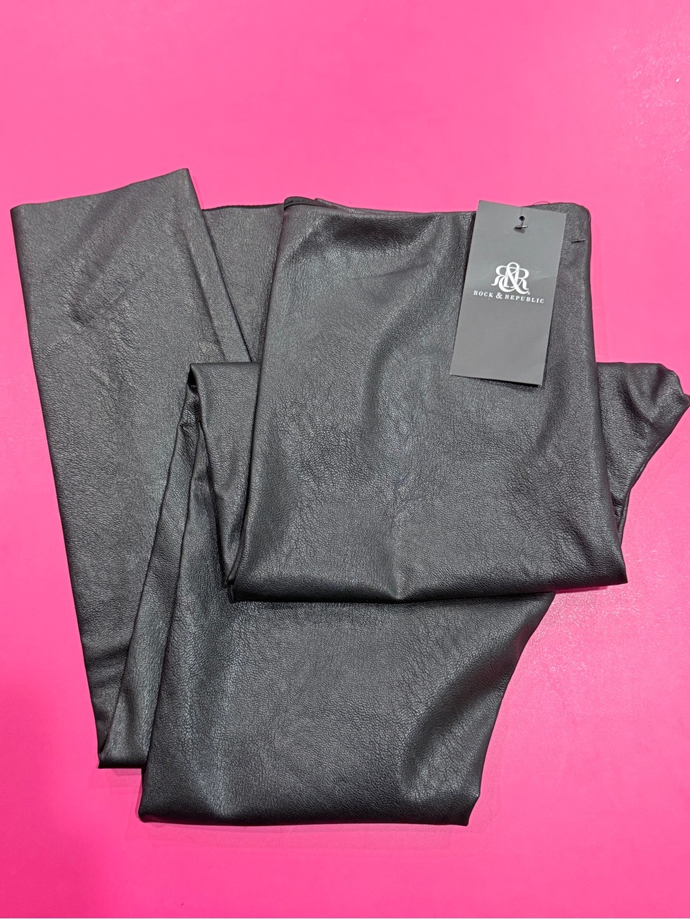 Rock & Republic Black Faux Leather Leggings Classic Minimalist Lined Medium NWT